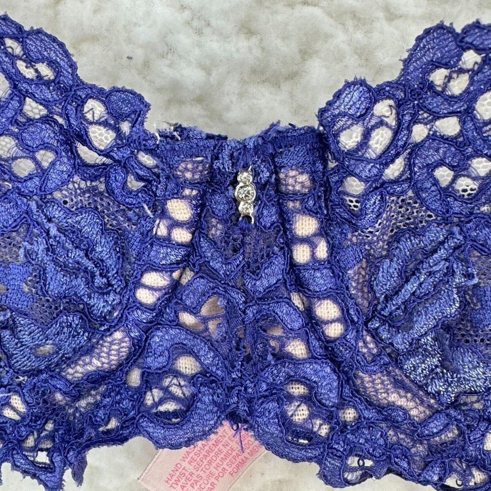 Victoria's Secret Purple Lace Demi Cut Bra Womens Unlined Underwired Size 32-A - Picture 3 of 8